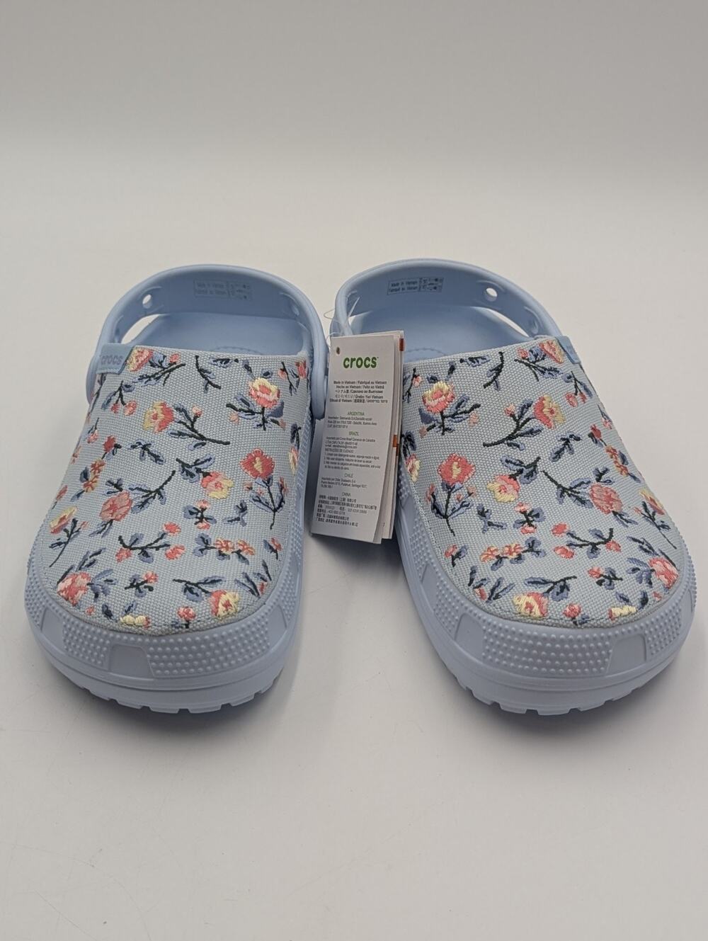 Crocs Women's Size 8 Classic Crafted Embroidery Floral Clog Blue NWT 212878-4WK